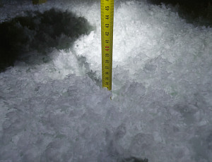 Zateplení stropu novostavby bungalovu pomocí foukané izolace